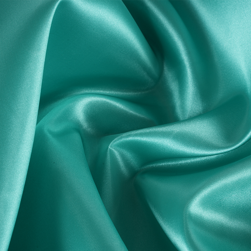 50/75 Glossy Non-Twisted Satin + Thin Paddle On Top Fabric