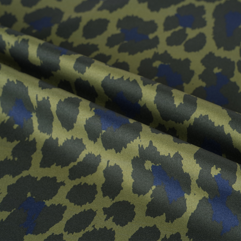 230T High Stretch Pongee Large Leopard Print Fabric